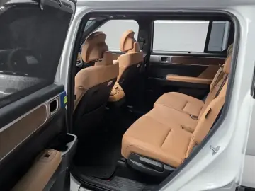 2024 Hyundai Santa Fe с пробегом 24 956 км
