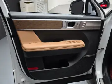 2024 Hyundai Santa Fe с пробегом 24 956 км