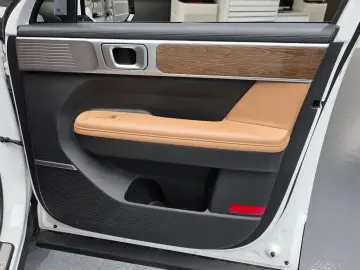 2024 Hyundai Santa Fe с пробегом 24 956 км
