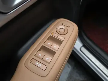 2024 Hyundai Santa Fe с пробегом 24 956 км