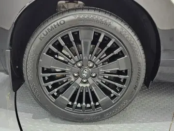 2023 Hyundai Santa Fe с пробегом 40 761 км