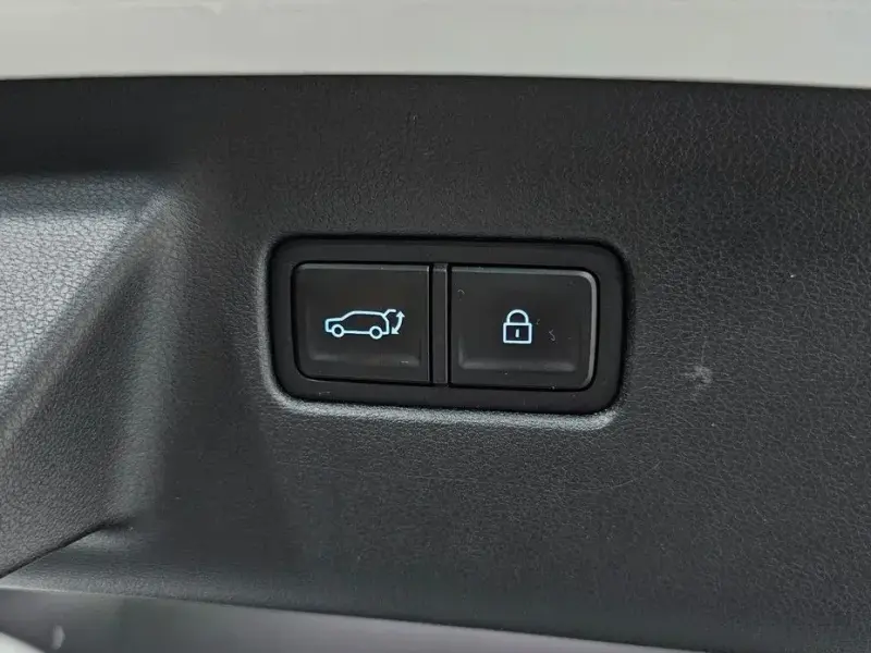 2023 Hyundai Santa Fe с пробегом 40 761 км