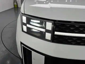 2023 Hyundai Santa Fe с пробегом 40 761 км