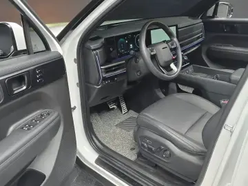 2024 Hyundai Santa Fe с пробегом 33 040 км