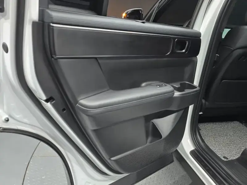 2024 Hyundai Santa Fe с пробегом 33 040 км