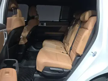 2025 Hyundai Santa Fe с пробегом 12 514 км
