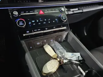 2024 Hyundai Santa Fe с пробегом 19 933 км