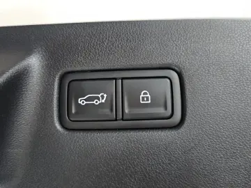2025 Hyundai Santa Fe с пробегом 12 514 км