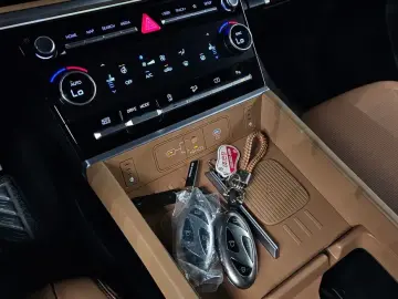 2024 Hyundai Santa Fe с пробегом 16 926 км