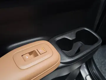 2024 Hyundai Santa Fe с пробегом 16 926 км