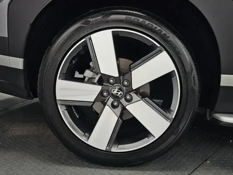 2024 Hyundai Santa Fe с пробегом 16 926 км