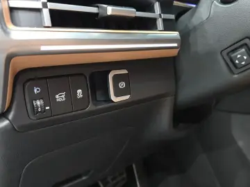 2025 Hyundai Santa Fe с пробегом 12 514 км