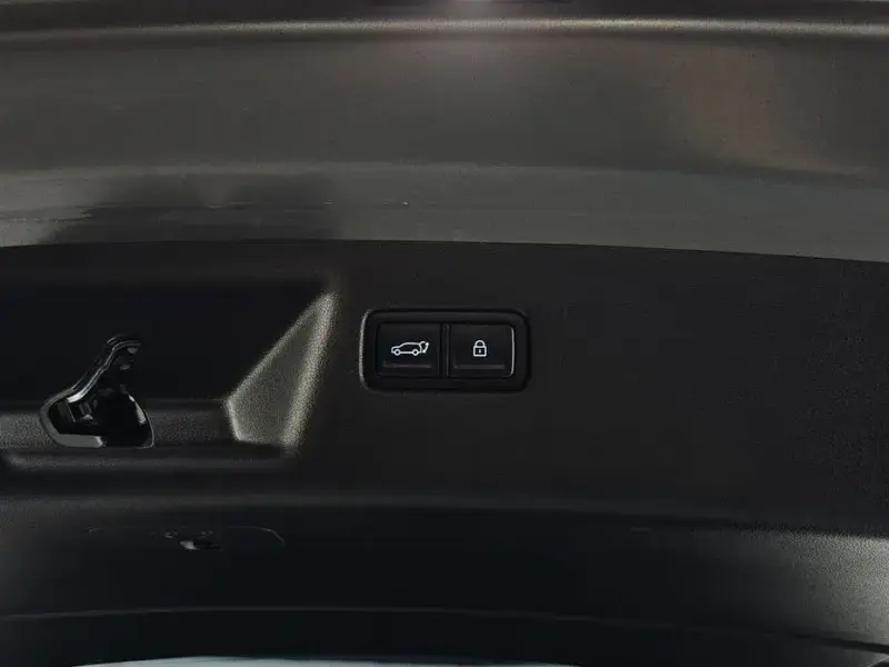 2024 Hyundai Santa Fe с пробегом 16 926 км