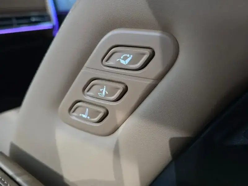 2025 Hyundai Santa Fe с пробегом 12 514 км