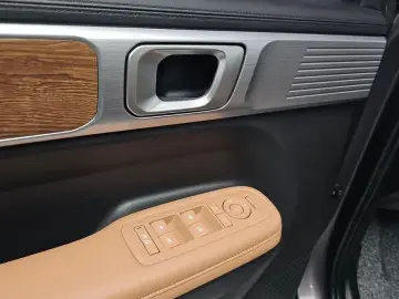 2024 Hyundai Santa Fe с пробегом 16 926 км