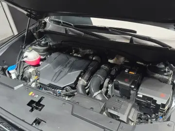 2023 Hyundai Santa Fe с пробегом 32 268 км