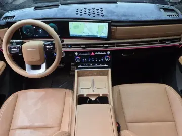 2023 Hyundai Santa Fe с пробегом 32 268 км