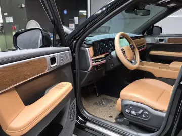 2023 Hyundai Santa Fe с пробегом 32 268 км