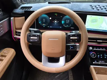 2023 Hyundai Santa Fe с пробегом 32 268 км