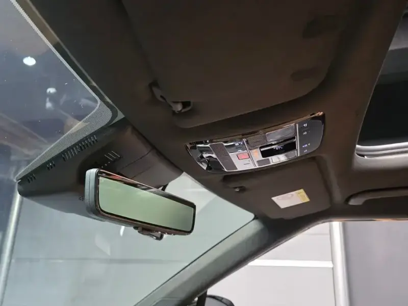 2023 Hyundai Santa Fe с пробегом 32 268 км