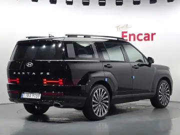 2025 Hyundai Santa Fe с пробегом 21 053 км