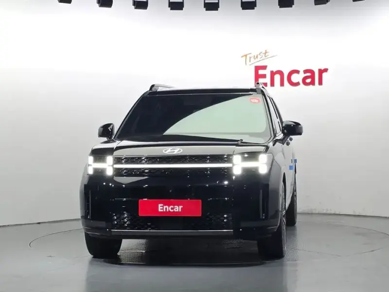 2025 Hyundai Santa Fe с пробегом 21 053 км