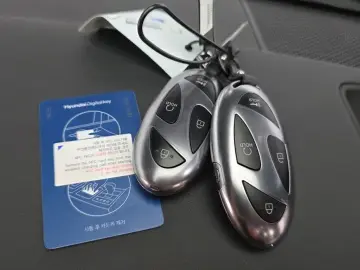 2025 Hyundai Santa Fe с пробегом 21 053 км