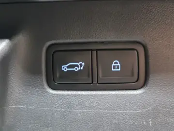 2025 Hyundai Santa Fe с пробегом 21 053 км