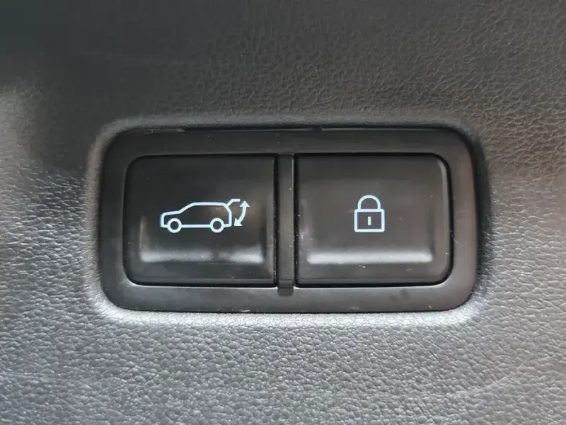 2024 Hyundai Santa Fe с пробегом 32 957 км