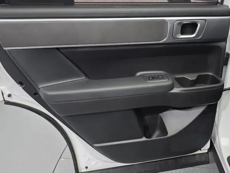 2024 Hyundai Santa Fe с пробегом 32 957 км