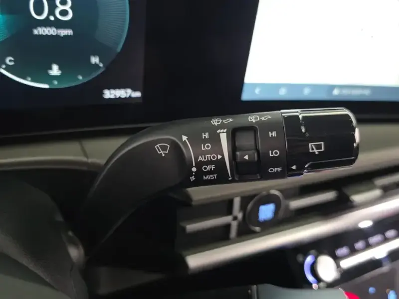 2024 Hyundai Santa Fe с пробегом 32 957 км
