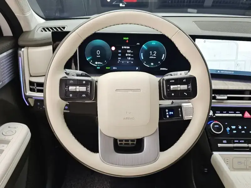 2024 Hyundai Santa Fe с пробегом 24 424 км
