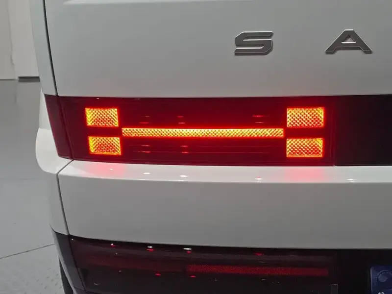 2024 Hyundai Santa Fe с пробегом 24 424 км
