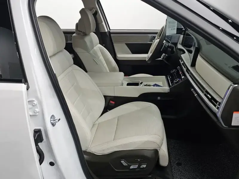 2024 Hyundai Santa Fe с пробегом 24 424 км