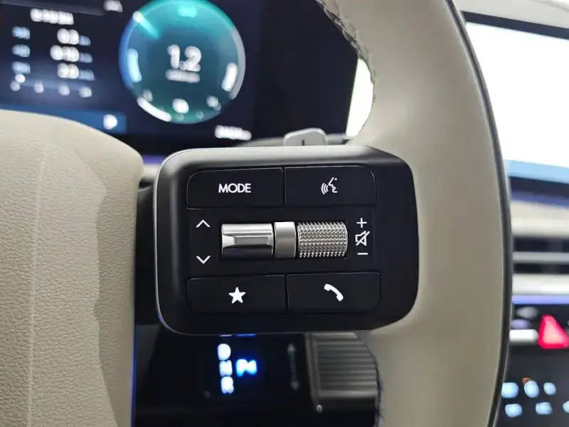 2024 Hyundai Santa Fe с пробегом 24 424 км