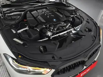 2025 BMW 8 серии с пробегом 7 932 км