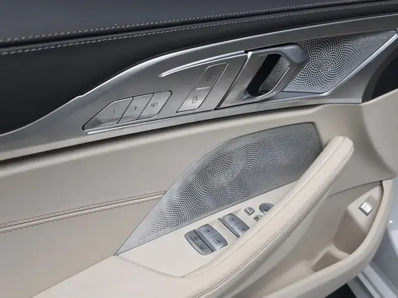 2025 BMW 8 серии с пробегом 7 932 км