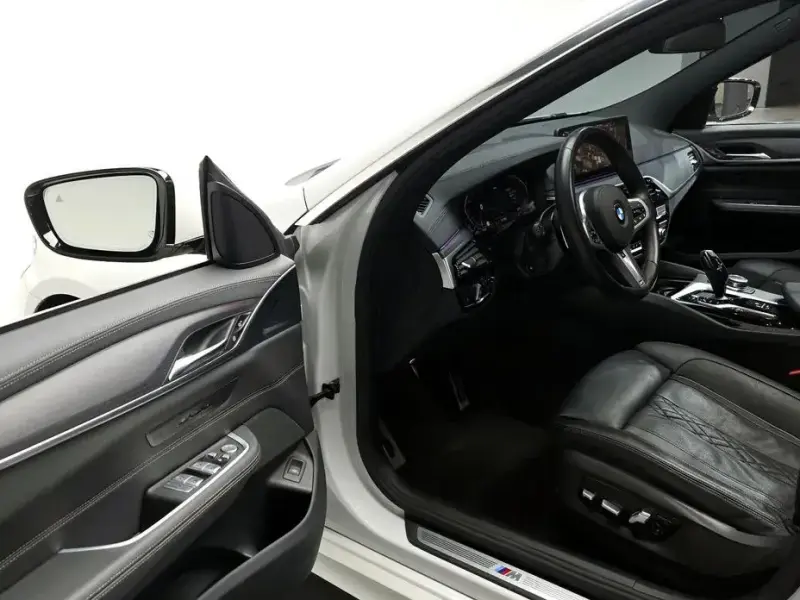 2022 BMW 6 серии с пробегом 80 622 км