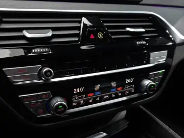2022 BMW 6 серии с пробегом 80 622 км