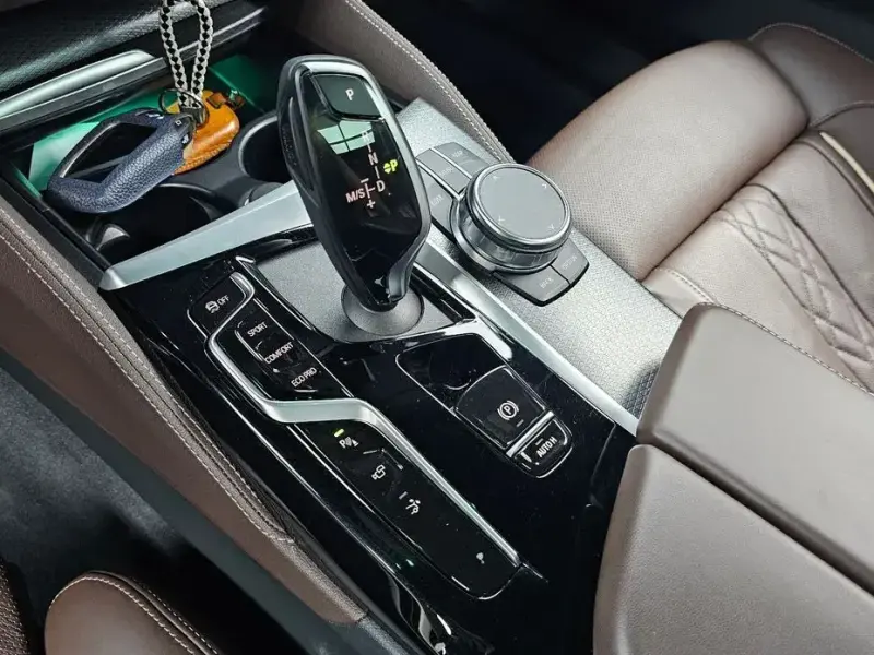 2023 BMW 6 серии с пробегом 50 221 км