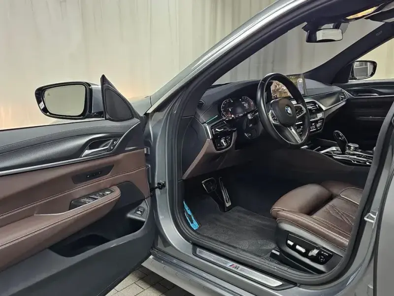 2023 BMW 6 серии с пробегом 50 221 км