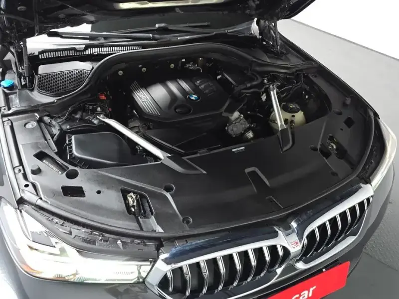 2023 BMW 6 серии с пробегом 71 933 км