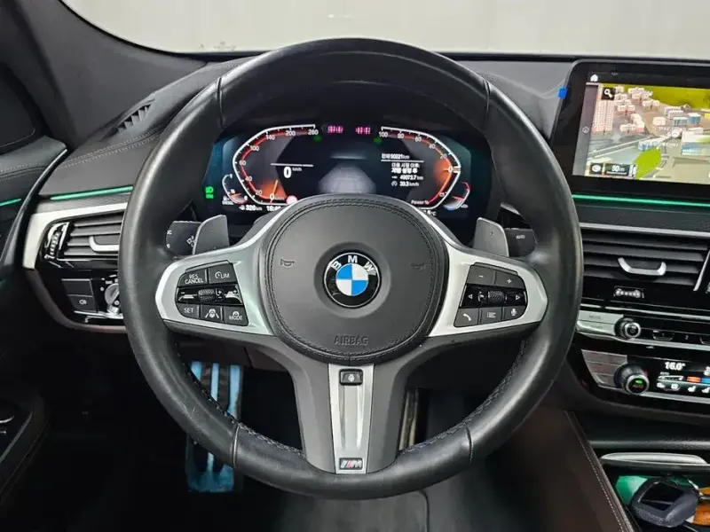 2023 BMW 6 серии с пробегом 50 221 км