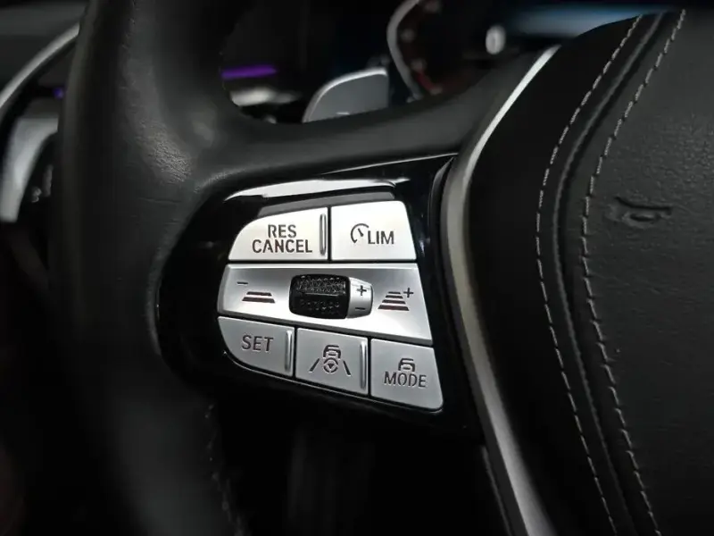 2023 BMW 6 серии с пробегом 71 933 км