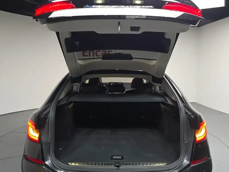2023 BMW 6 серии с пробегом 71 933 км