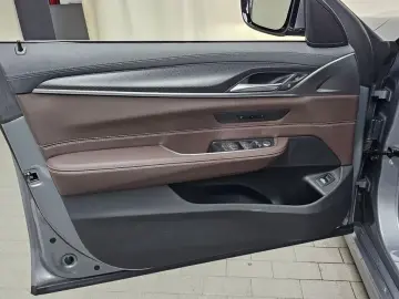 2023 BMW 6 серии с пробегом 50 221 км