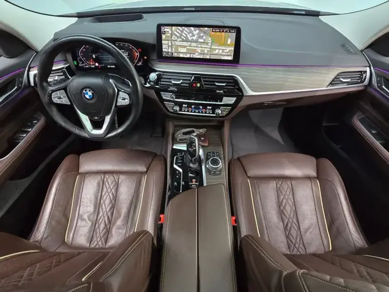 2022 BMW 6 серии с пробегом 119 093 км