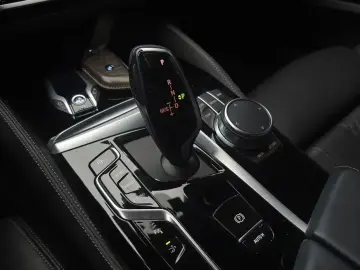 2022 BMW 6 серии с пробегом 90 703 км