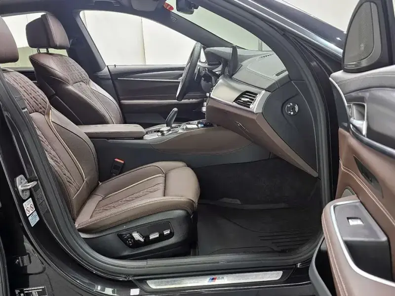 2024 BMW 6 серии с пробегом 21 796 км
