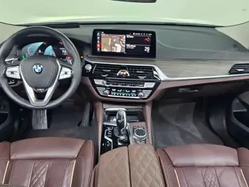 2022 BMW 6 серии с пробегом 57 515 км